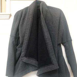 Lululemon it makes two wrap s/m
